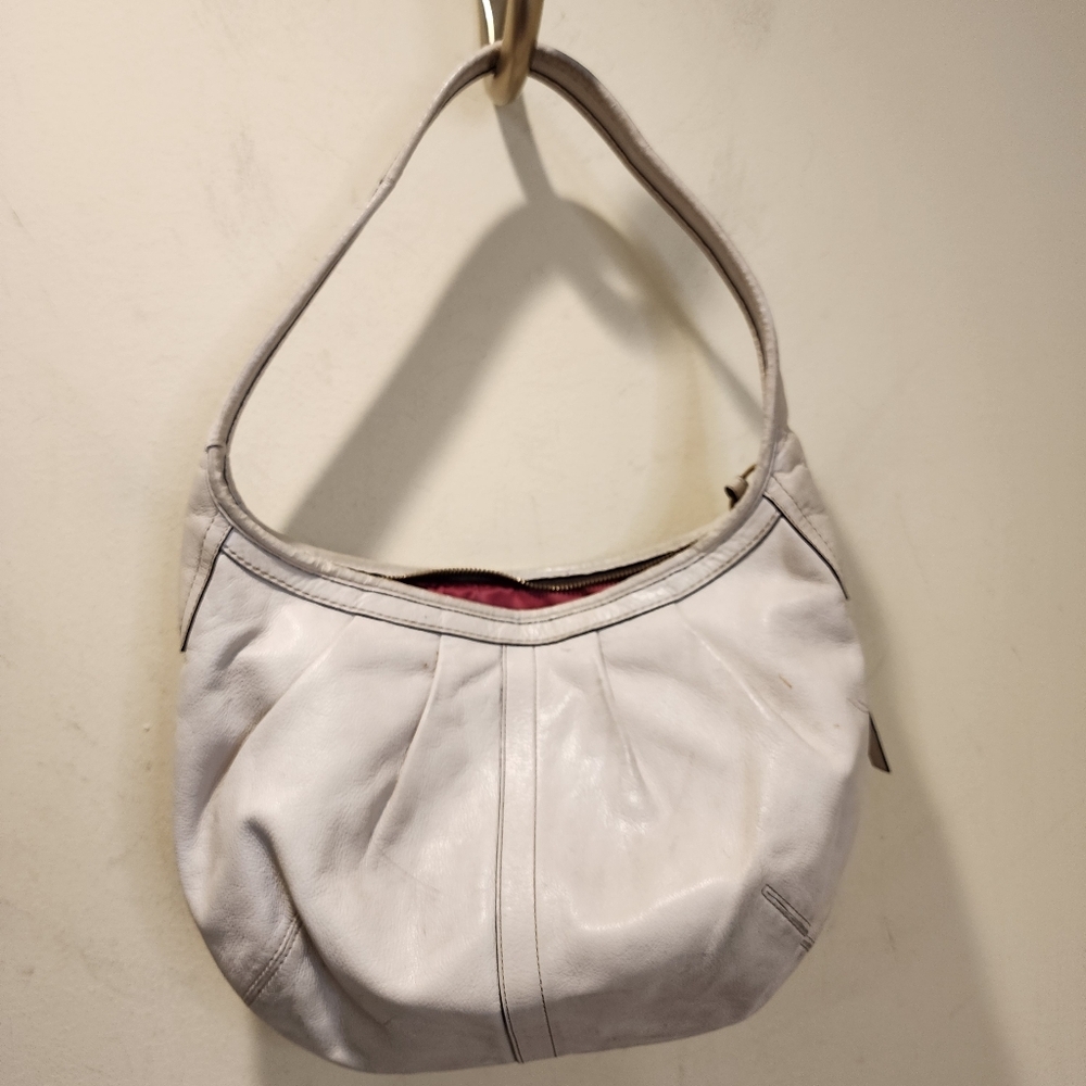 COACH Vintage White  Leather Hobo Bag